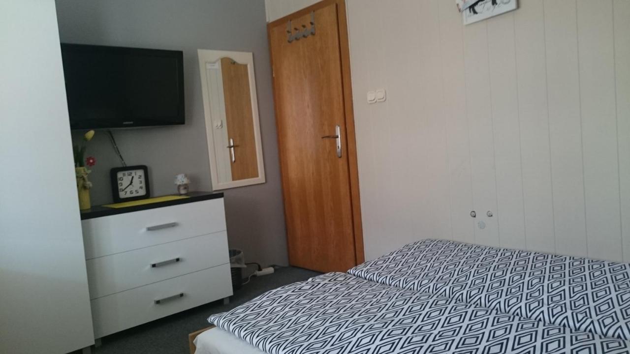 Pokoje Goscinne Reja Władysławowo Esterno foto