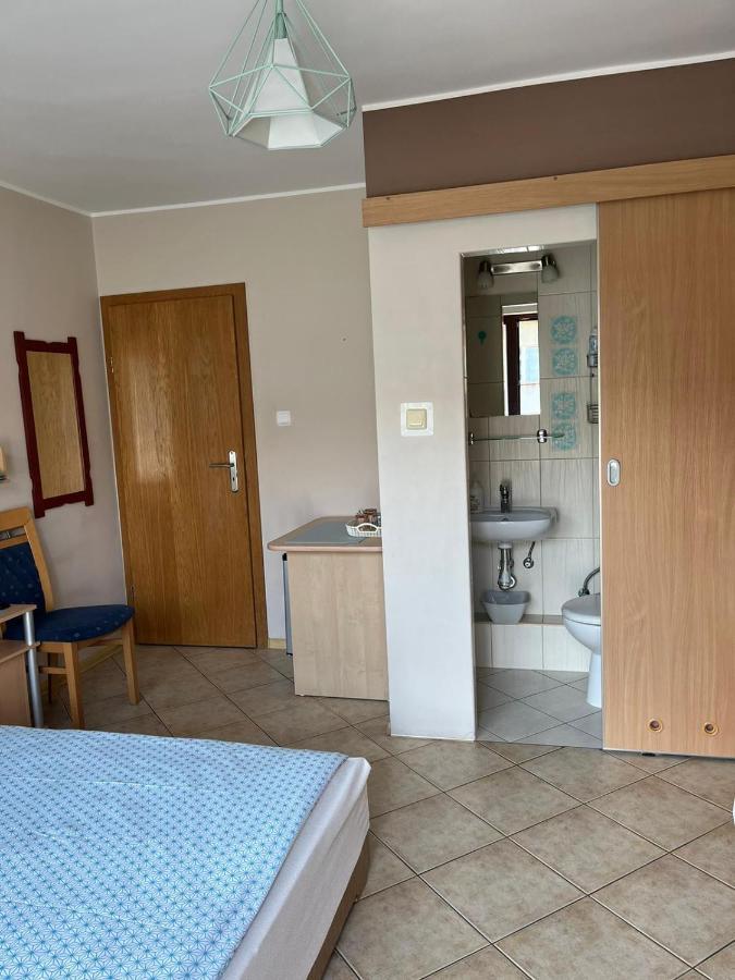Pokoje Goscinne Reja Władysławowo Esterno foto